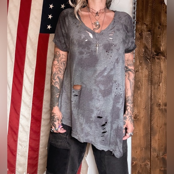 Trashxhaus Tee - Picture 4 of 4